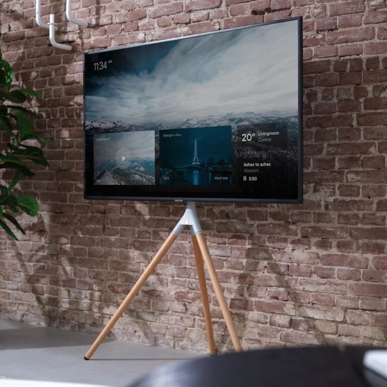 One For All WM 7472 Stativ Fladt panel 32-65 - WM7472