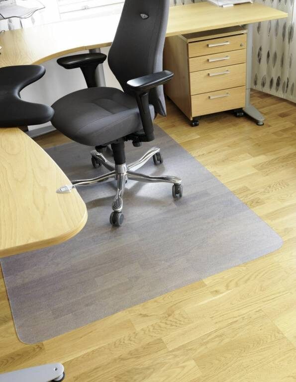 Stoleunderlag 120x150cm u/pigge m/lige kant 1,8mm