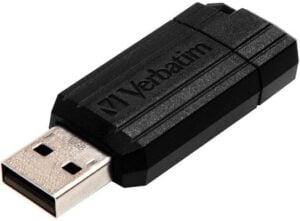 Verbatim PinStripe USB Drive 8GB USB 2.0 Sort